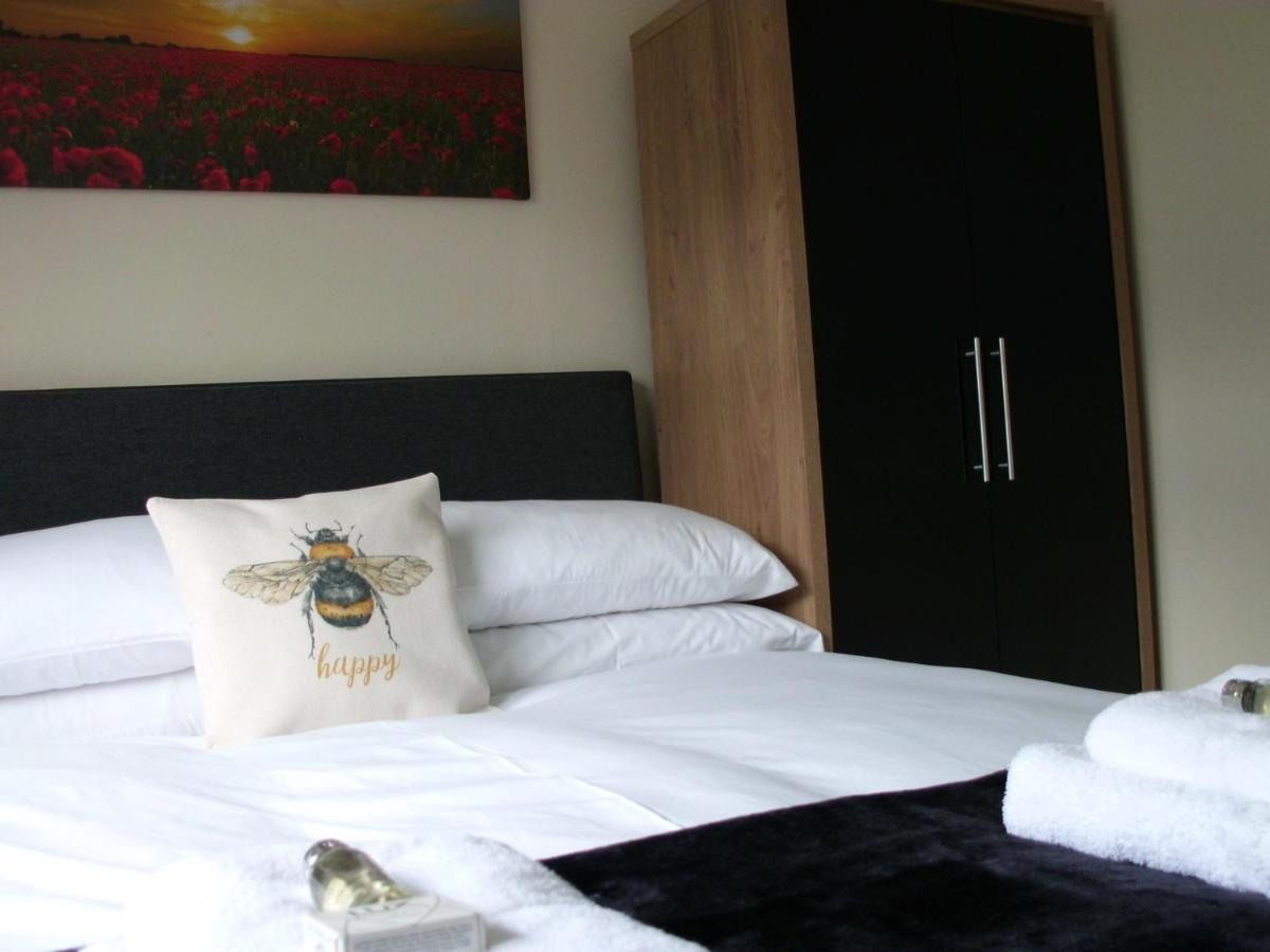 Bumblebee Villa Dartmouth Ngoại thất bức ảnh